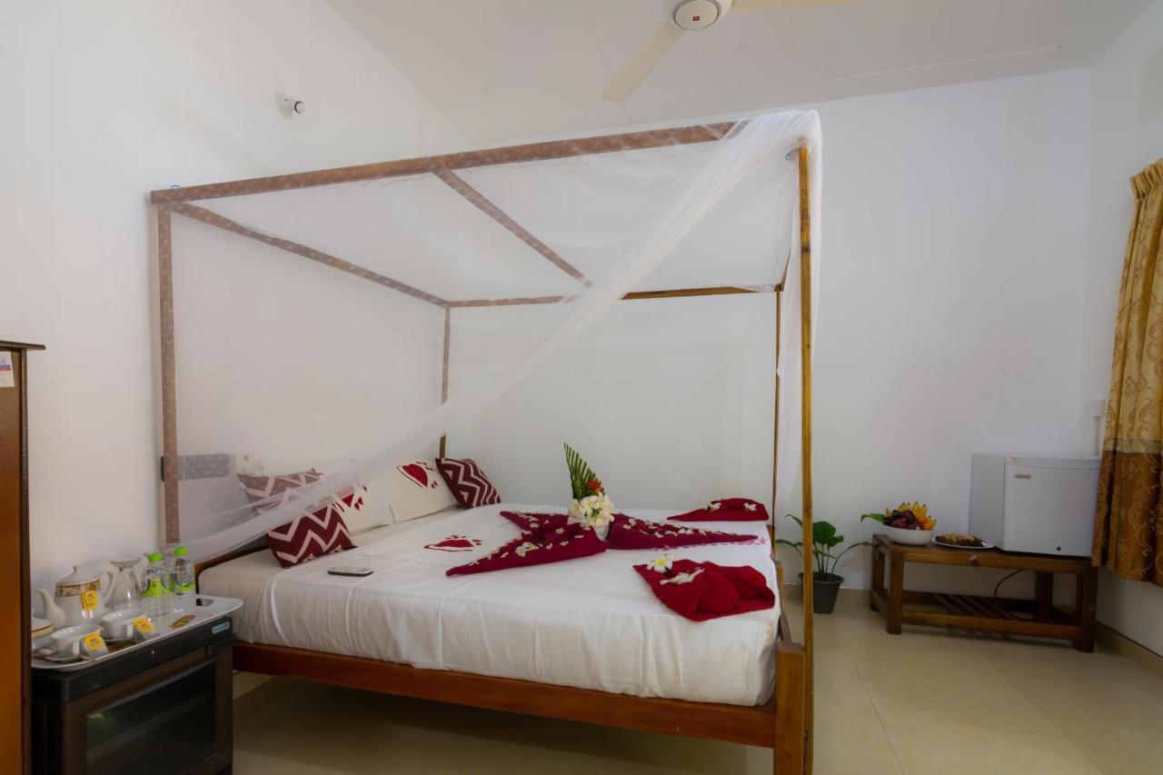 Comfort Beach Hotel Arugam Bay Eksteriør billede