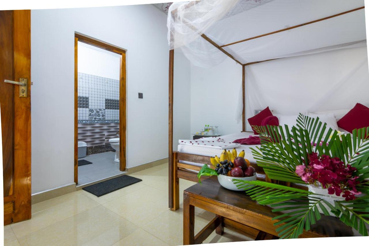 Comfort Beach Hotel Arugam Bay Eksteriør billede